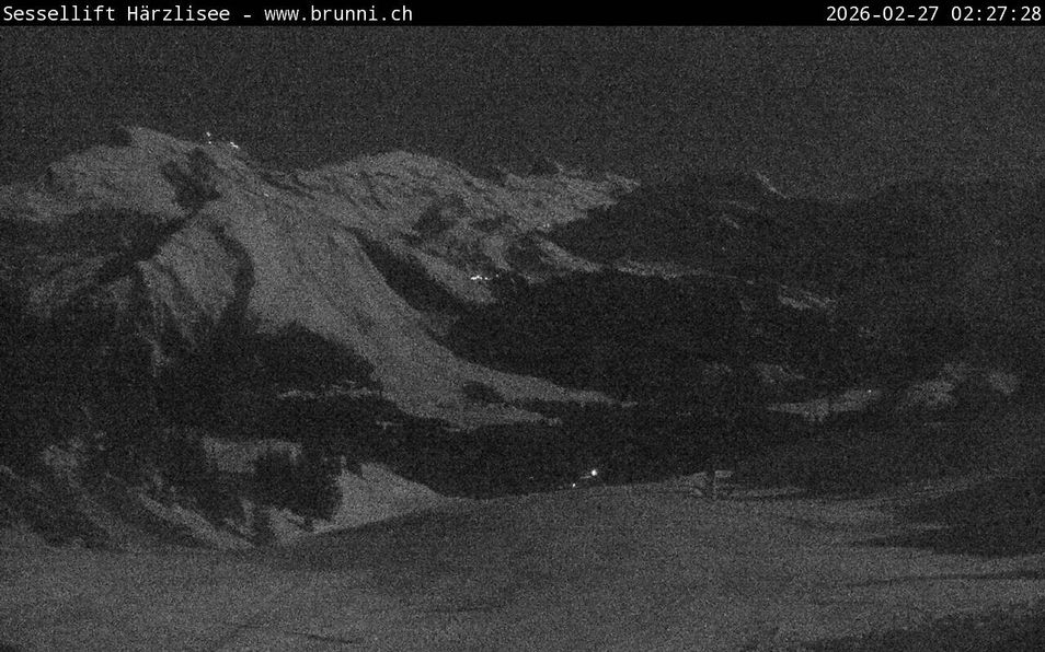 Webcam located at: Chair lift Brunni
