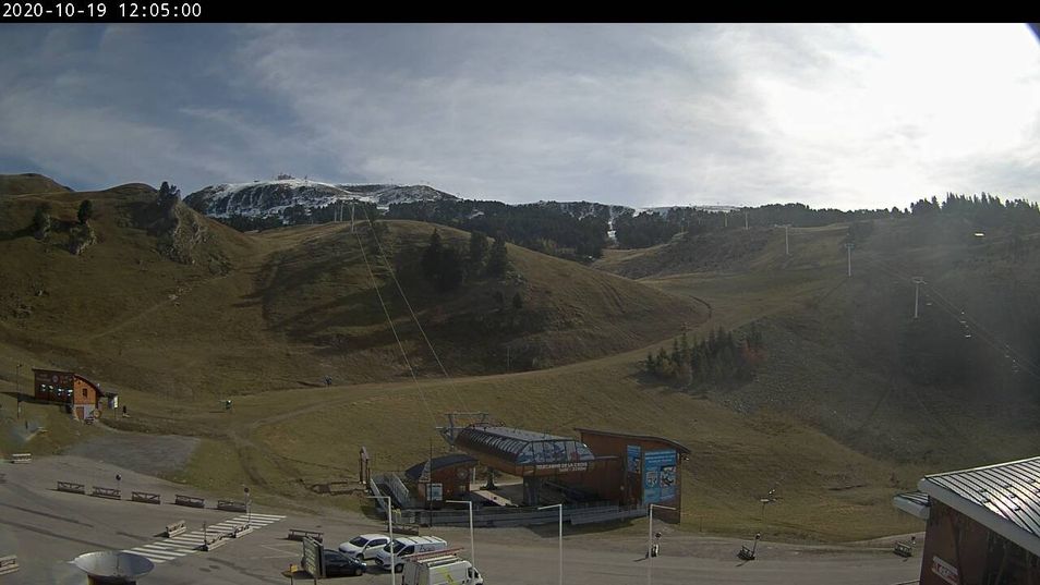 Webcam mit dem Standort: Chamrousse - Télécabine de la Croix