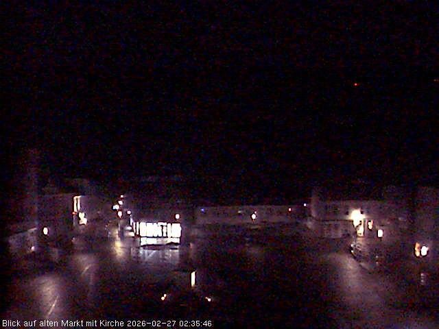 Webcam located at: Eutin Town Square