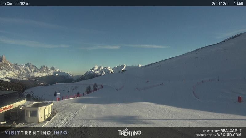 Webcam mit dem Standort: Bergstation Ronchi-Valbona in Alpe Lusia, Val die Fiemme