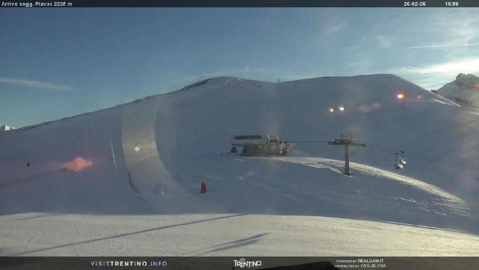 Webcam located at: Fassatal - Moena - arrival of the chairlift 