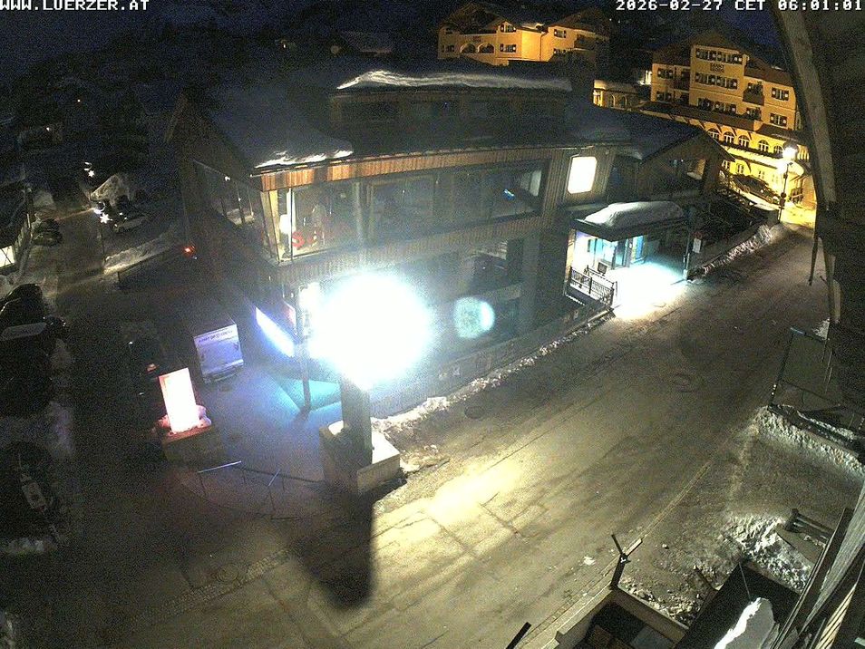 Webcam located at: Freudenhaus Outlet - Obertauern