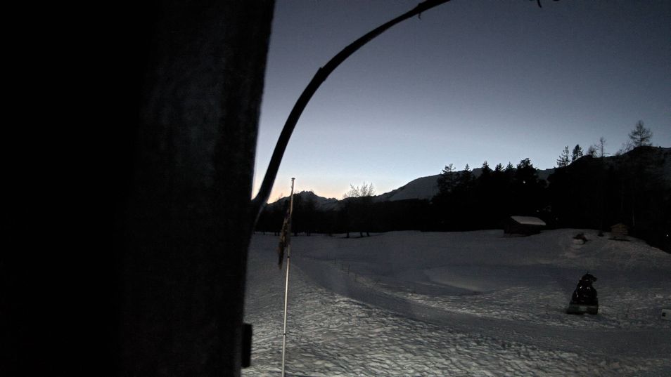 Webcam mit dem Standort: Crans Montana: Wanderweg am Golfplatz