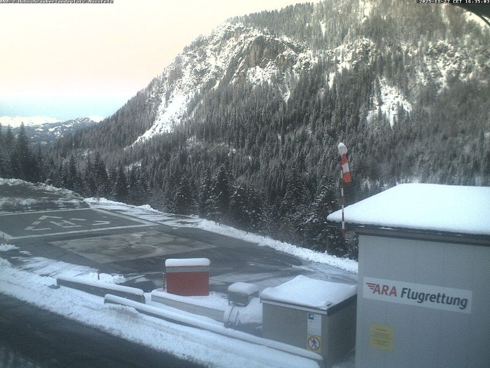 Webcam located at: Nassfeld - Heliport Nassfeld