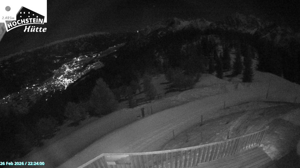 Webcam located at: Hochsteinhütte Lienz