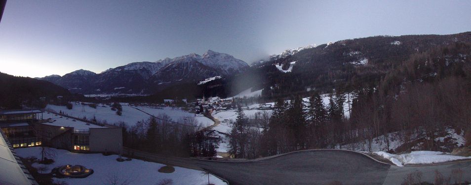 Webcam located at: Hospital Landeskrankenhaus Laas