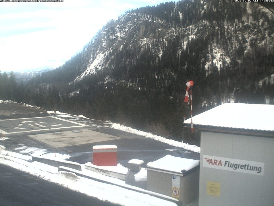 Webcam mit dem Standort: Nassfeld: Hubschrauberlandeplatz FlyMed