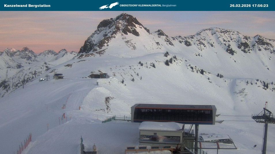 Webcam located at: Kanzelwandbahn top station