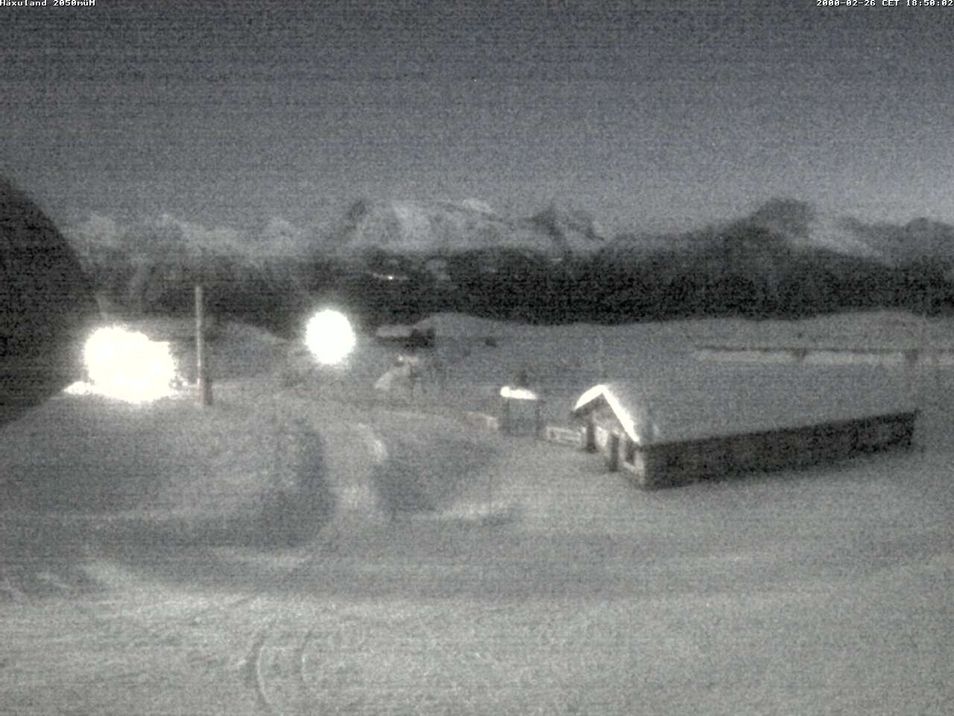 Webcam located at: Kids area Hexenland