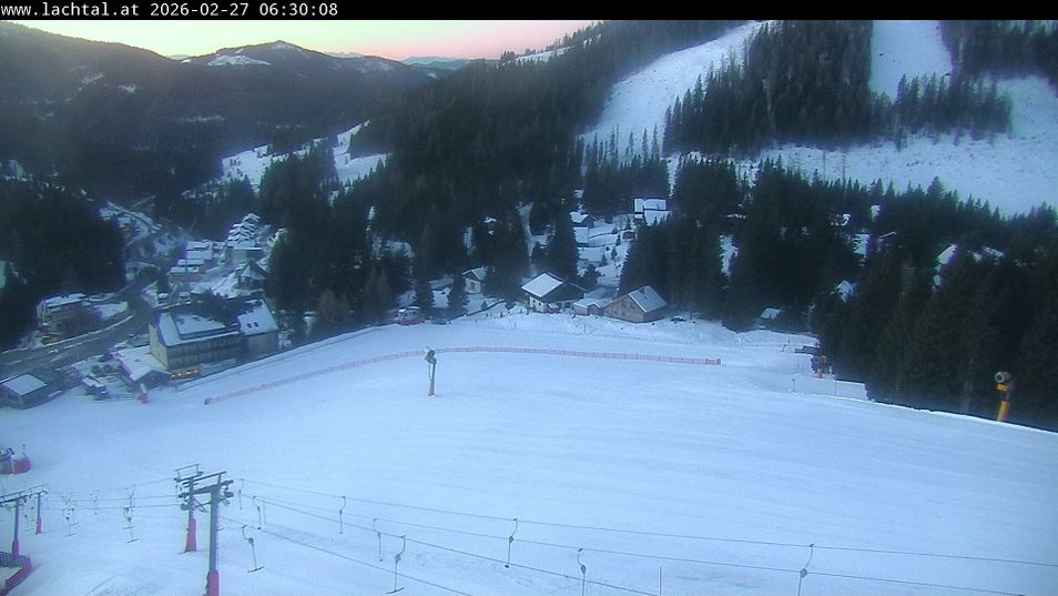 Webcam mit dem Standort: Skigebiet Lachtal: Talstation