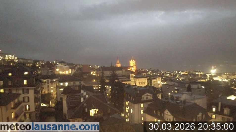 Webcam located at: Lausanne - Lac Léman