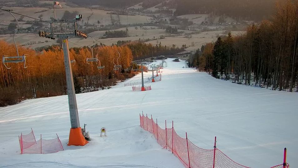 Webcam located at: Laworta Ski - Top station