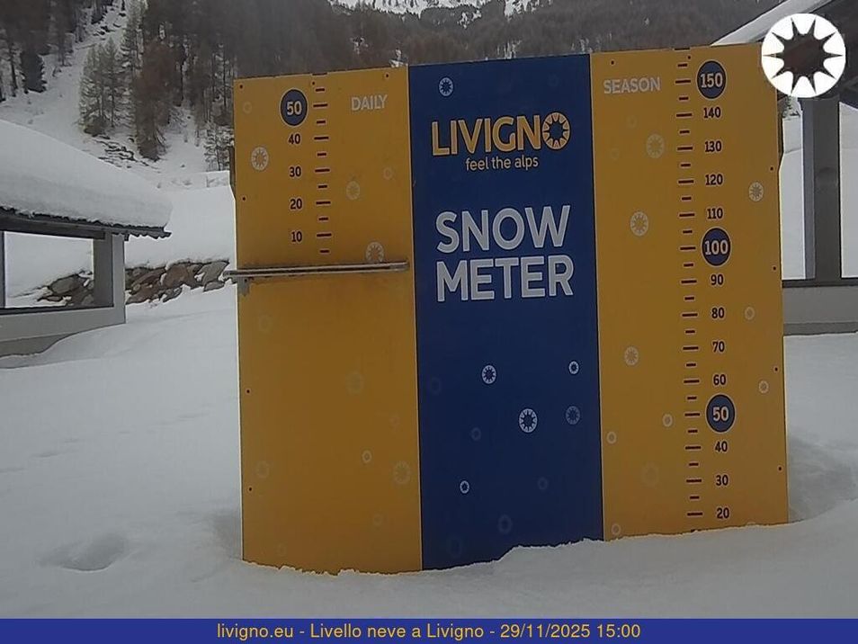 Webcam located at: Livigno Snow Depth