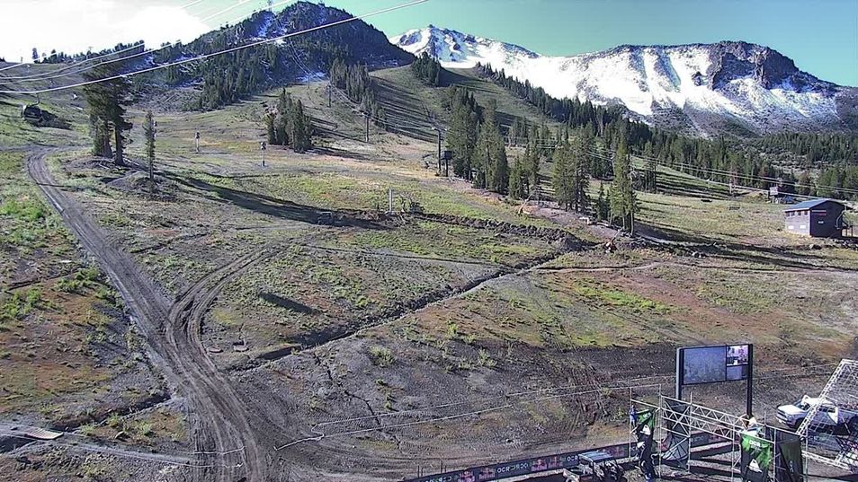 Webcam mit dem Standort: Mammoth Mountain: Main Lodge