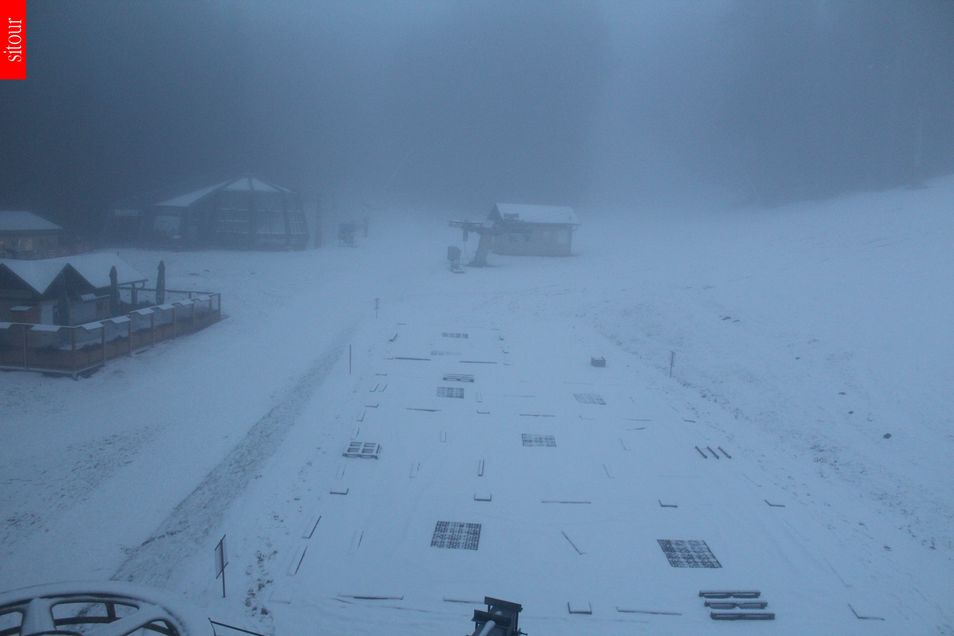 Webcam located at: Marianske Lazne - baste station cable car Lanovka, Czech Republic