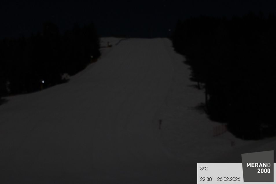 Webcam located at: Meran 2000 - Steep Slope