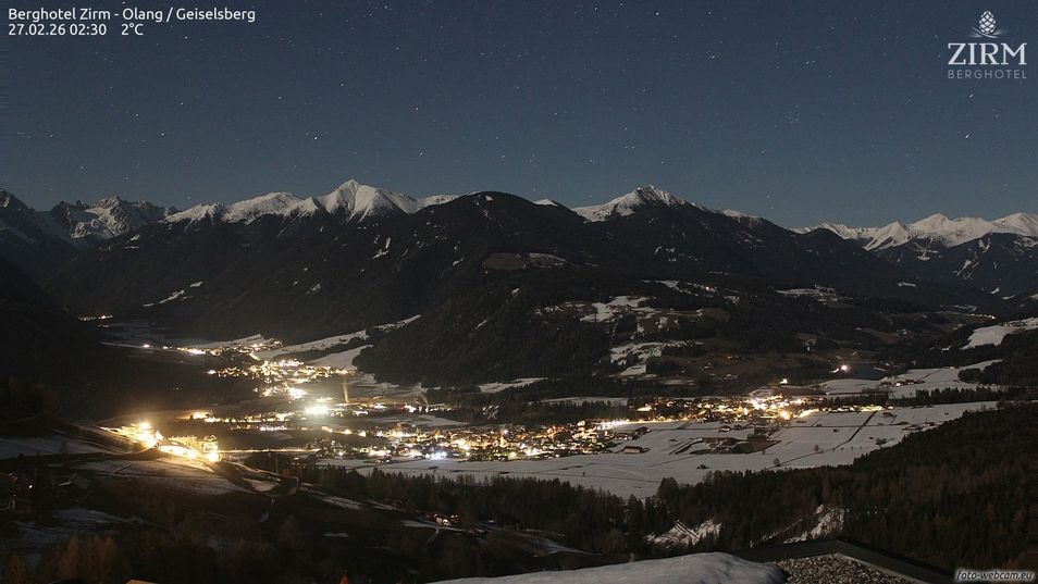 Webcam located at: Mountain Hotel Zirm