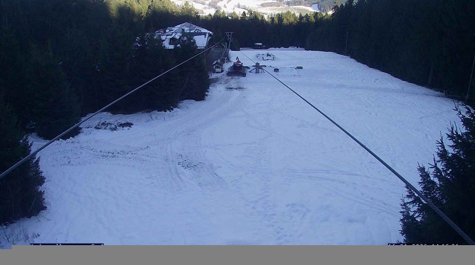 Webcam located at: Mountain Hut Hochpröller (St. Englmar)