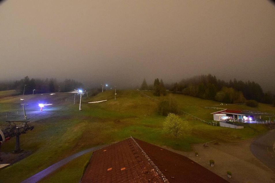 Webcam located at: Nesselwang - Base Station Alpspitzbahn