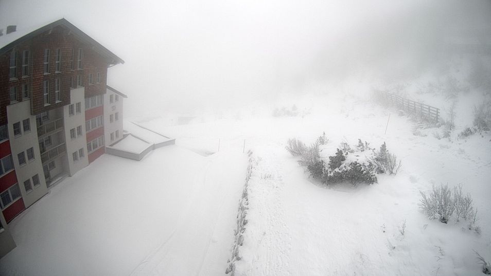 Webcam located at: Obertauern Ski Resort: Hotel Enzian