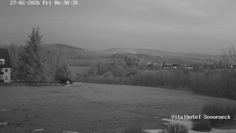 Webcam located at: Braunlage-Hohegeiß: Panoramic view