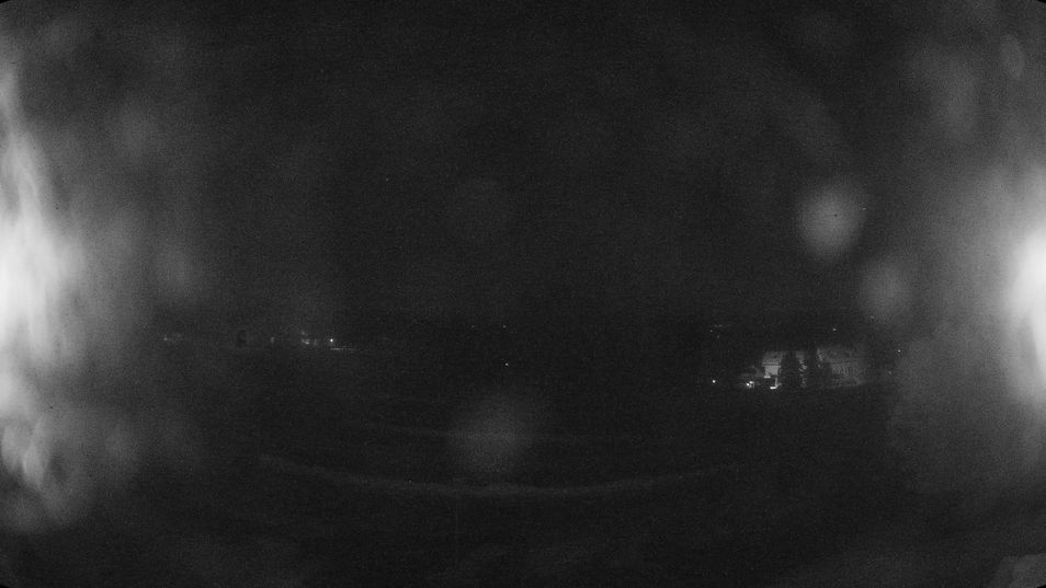 Webcam located at: Parking lot, skiresort Hochrindl