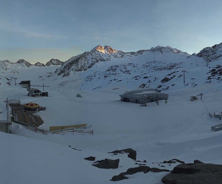 Webcam mit dem Standort: Pitztaler Gletscher: Bergstation Gletscherexpress