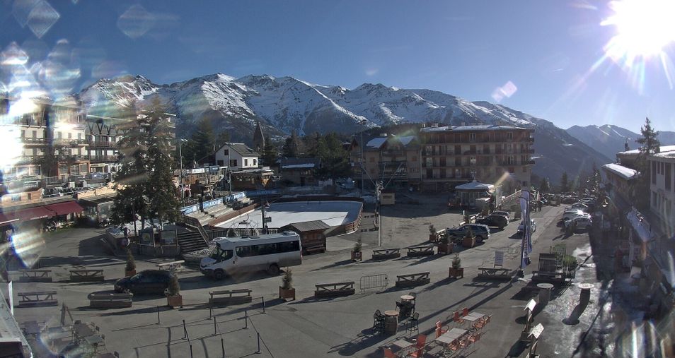 Webcam mit dem Standort: Place d'Auron