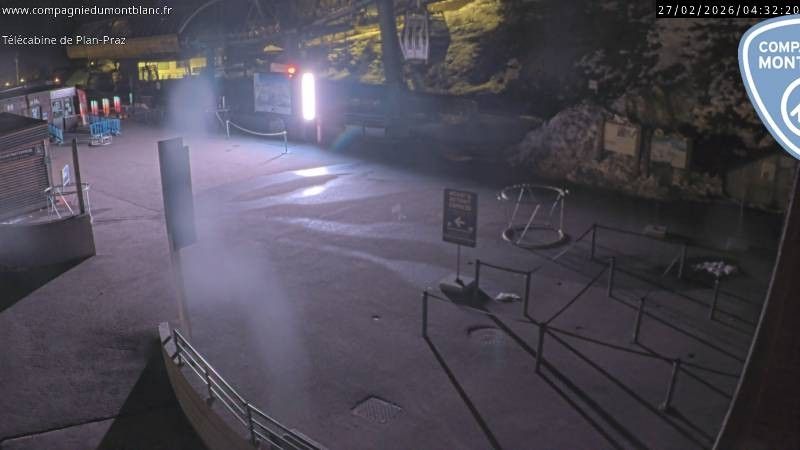 Webcam located at: Plan Praz Base Station
