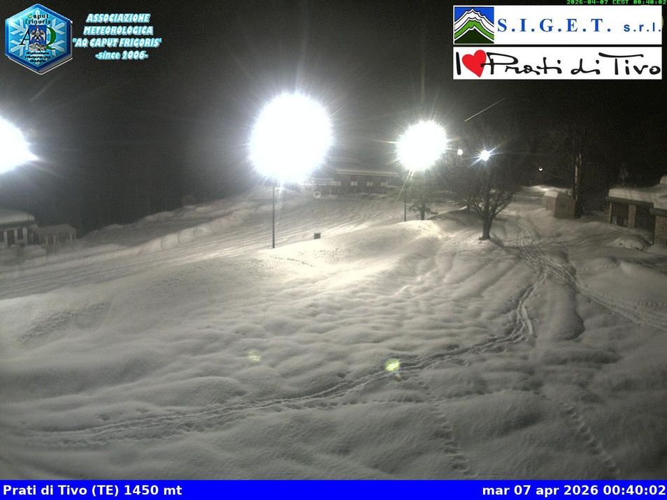 Webcam located at: Prati di Tivo Ski Resort - Base Station