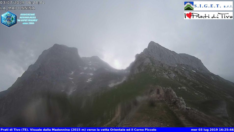 Webcam located at: Prati di Tivo Ski Resort - La Madonnina