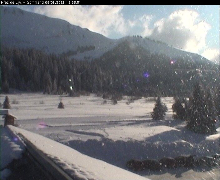 Webcam mit dem Standort: Praz de Lys Sommand Blick auf die Piste