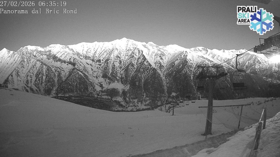 Webcam located at: Prali Ski Resort - Bric Rond (2540 m)