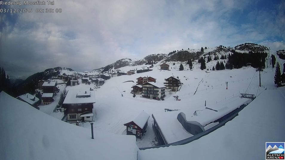 Webcam mit dem Standort: Aletsch Arena: Riederalp Dorf