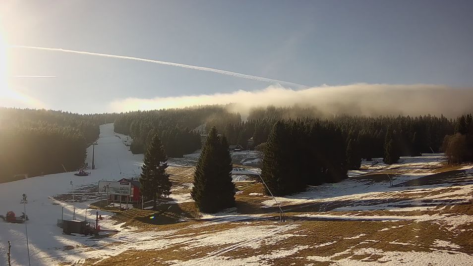 Webcam located at: Ski school Klinovec