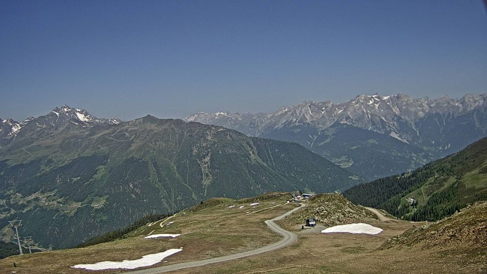 Webcam located at: See - Top station Rossmoos