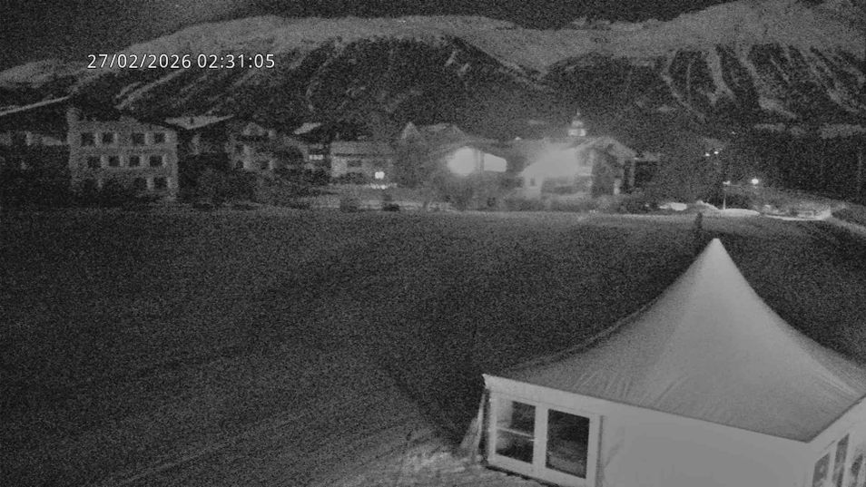 Webcam mit dem Standort: Celerina: Skiwiese Provuler