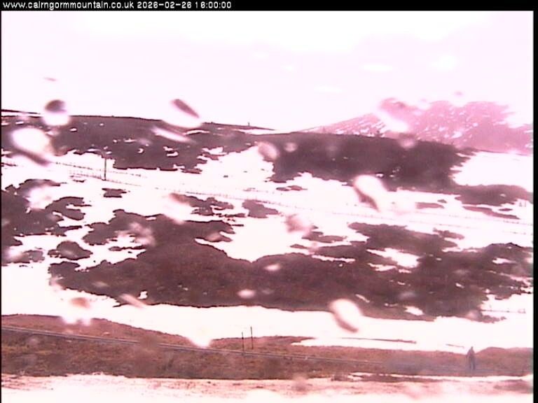 Webcam mit dem Standort: Skigebiet Cairngorm Mountain - Talstation