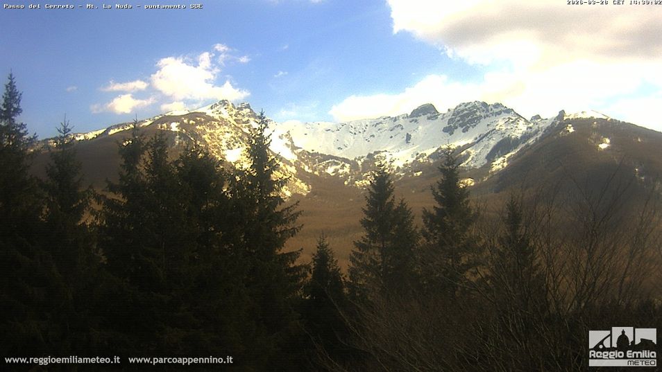 Webcam mit dem Standort: Skigebiet Cerreto Laghi - Passo del Cerreto - Monte La Nuda