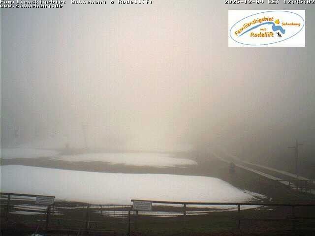 Webcam mit dem Standort: Skigebiet Familienparadies Sahnehang Sauerland