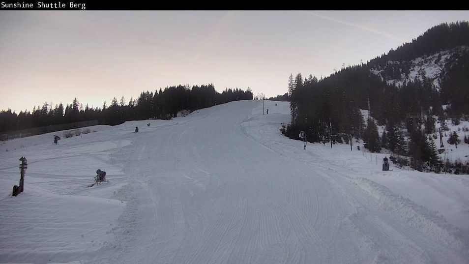 Webcam located at: Shuttleberg, Flachauwinkl-Kleinarl