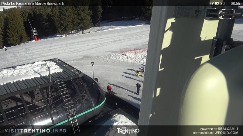 Webcam located at: slope Castelir