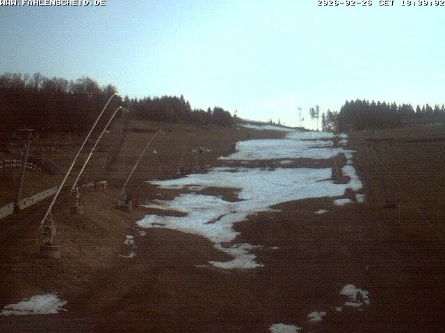 Webcam located at: Fahlenscheid Ski Lift