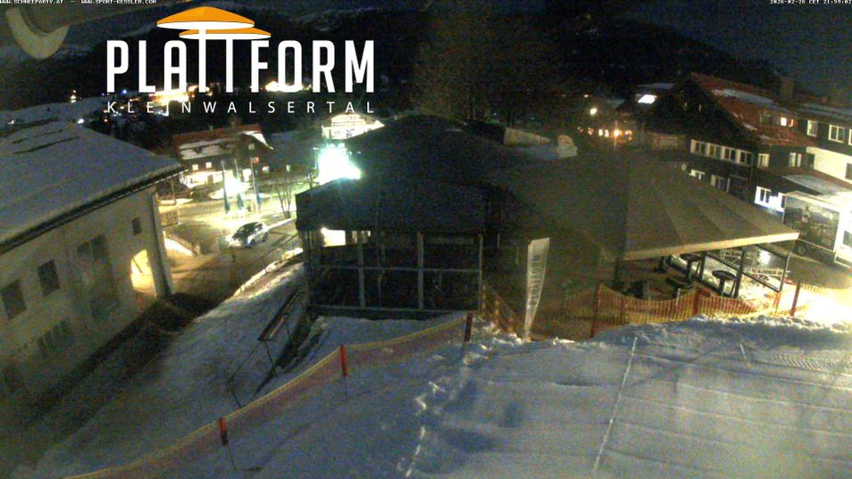 Webcam located at: Snow Bar Riezlern