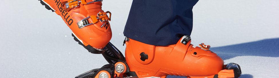 The rounded GripWalk sole makes walking in ski boots considerably easier.